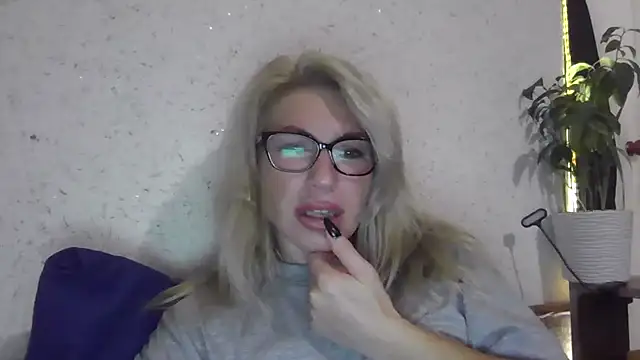 fox red lady7 online show from October 24, 3:44 pm