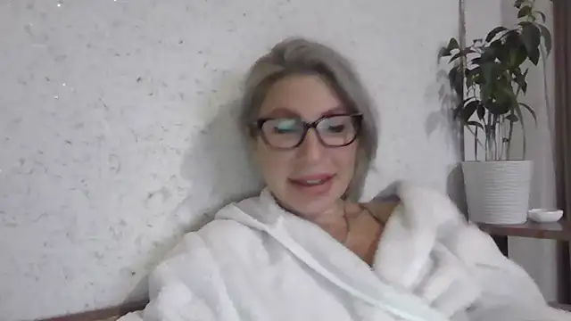 fox red lady7 online show from November 16, 12:21 pm