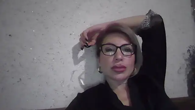 fox red lady7 online show from March 13, 7:52 pm