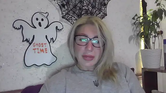 fox red lady7 online show from October 30, 8:39 pm