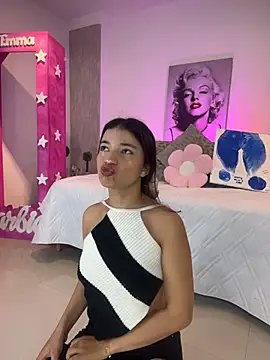 LUNAA    online show from April 17, 3:20 am