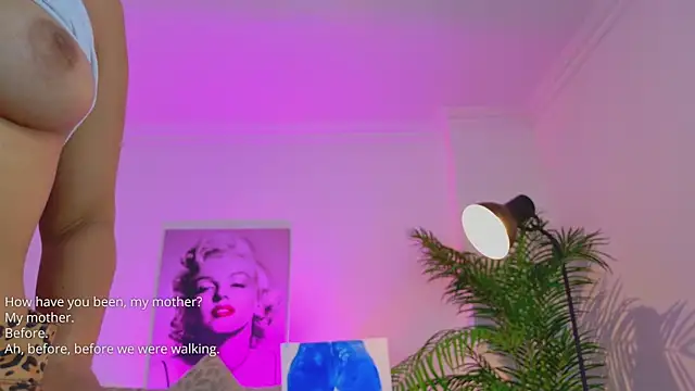 LUNAA    online show from April 10, 3:46 am