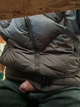 sonwmelt1 online show from March 3, 8:54 am