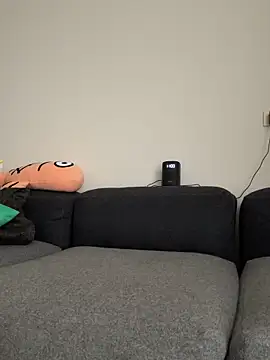 sonwmelt1 online show from September 28, 3:02 am