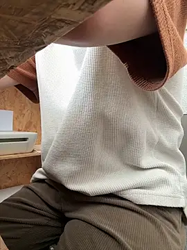 sonwmelt1 online show from September 13, 6:24 am