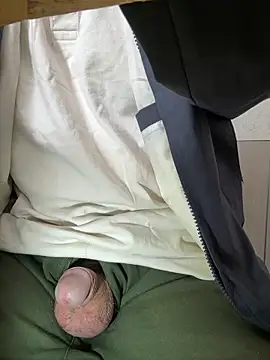 sonwmelt1 online show from April 13, 7:12 am