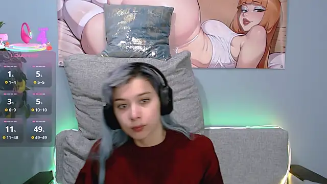 SophieAsh online show from October 3, 6:48 am