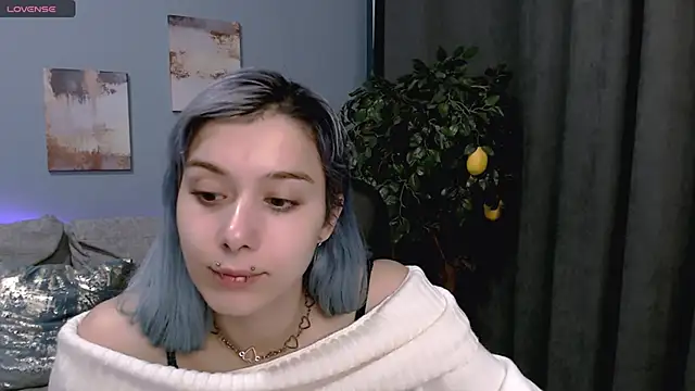 SophieAsh online show from September 28, 3:41 pm