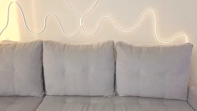 KathrynBrooks online show from September 22, 1:39 pm