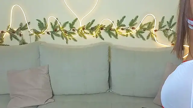 KathrynBrooks online show from December 15, 2:23 pm