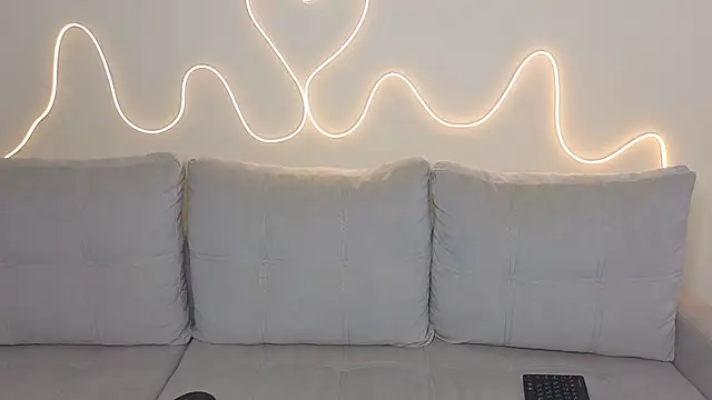 KathrynBrooks online show from September 25, 3:07 pm