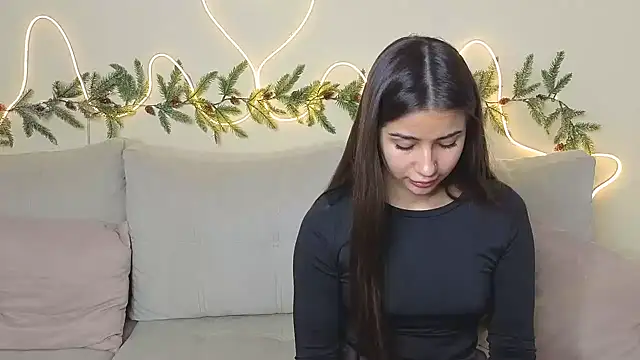 KathrynBrooks online show from December 19, 4:53 pm