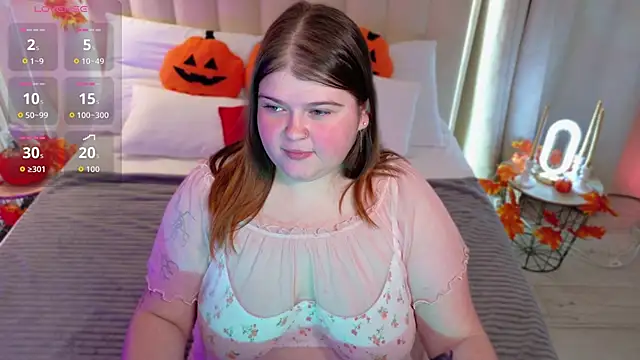 Snapshot of Mia_Ray chatting on October 29, 5:56 pm Mia Ray online show from October 29, 5:56 pm