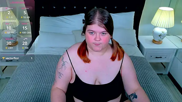 Snapshot of Mia_Ray chatting on October 1, 5:50 pm Mia Ray online show from October 1, 5:50 pm