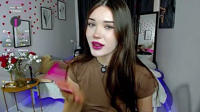 MollyBaby online show from March 18, 1:35 pm