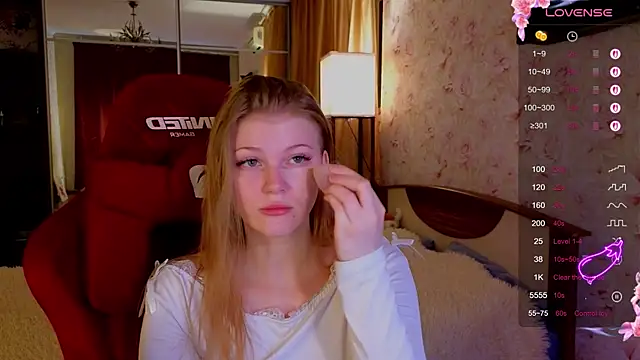 Snapshot of Jenny_Skinner20 chatting on October 23, 4:27 pm Jenny Skinner20 online show from October 23, 4:27 pm