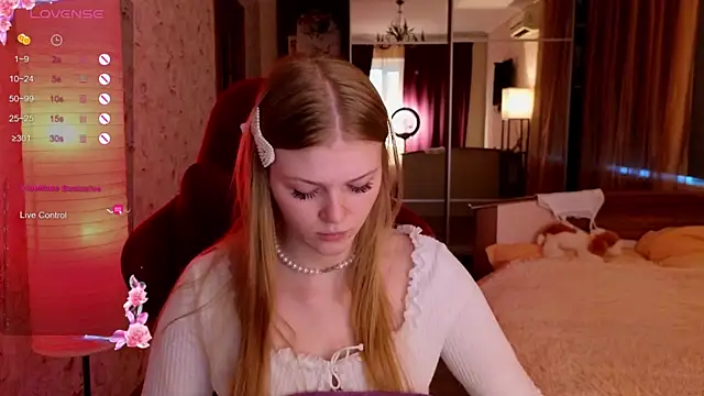 Snapshot of Jenny_Skinner20 chatting on October 2, 2:42 pm Jenny Skinner20 online show from October 2, 2:42 pm