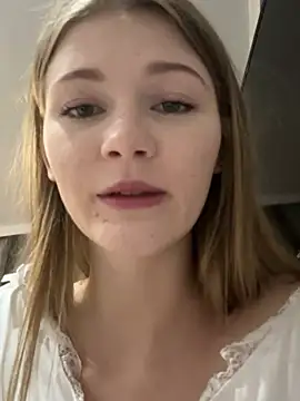 Jenny Skinner20 online show from May 14, 6:16 pm