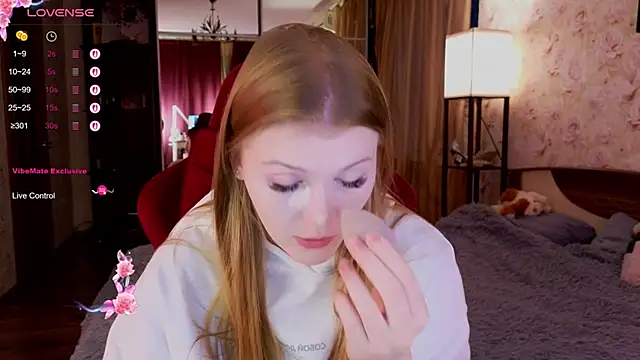 Snapshot of Jenny_Skinner20 chatting on October 12, 3:02 pm Jenny Skinner20 online show from October 12, 3:02 pm