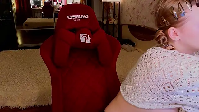 Jenny Skinner20 online show from December 19, 7:27 pm