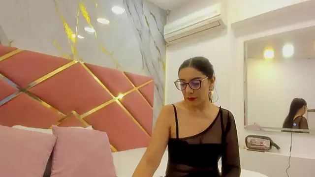 julianaa 31 online show from September 30, 12:55 pm