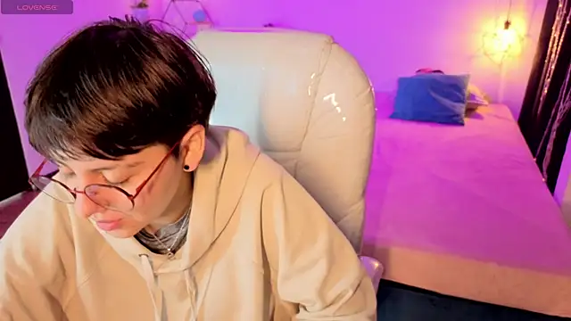 Snapshot of Nathaly_ds chatting on November 8, 7:45 am Nathaly ds online show from November 8, 7:45 am