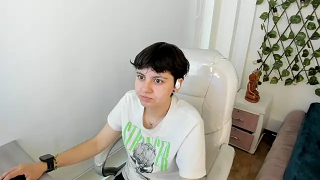 Snapshot of Nathaly_ds chatting on November 24, 7:25 pm Nathaly ds online show from November 24, 7:25 pm