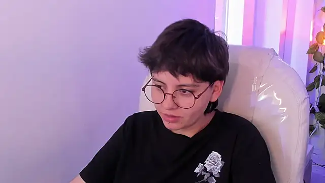 Nathaly ds online show from April 18, 7:18 pm