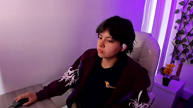 Nathaly ds online show from February 21, 7:05 pm