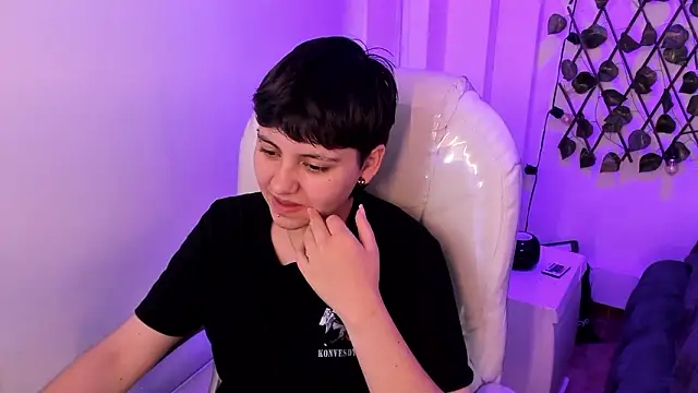 Nathaly ds online show from March 18, 2:08 pm