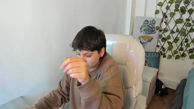 Nathaly ds online show from March 27, 7:04 pm