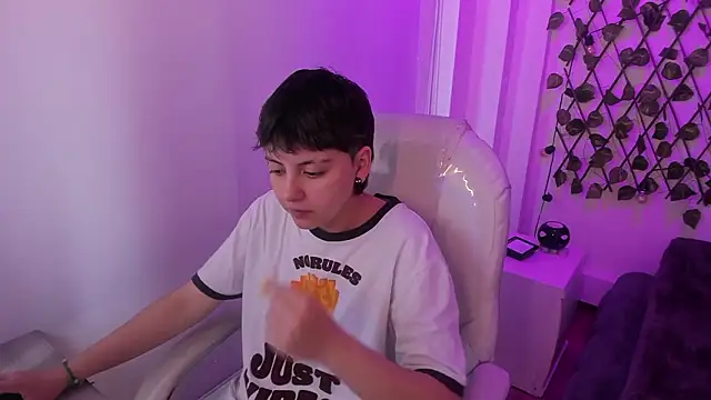 Nathaly ds online show from February 28, 5:34 pm