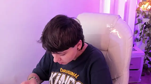 Nathaly ds online show from April 10, 6:26 pm