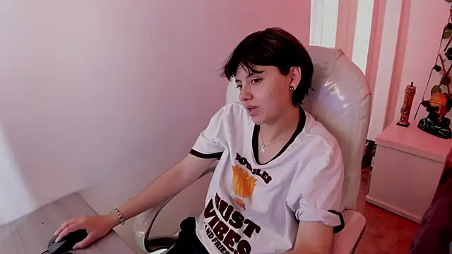 Nathaly ds online show from January 9, 6:59 pm