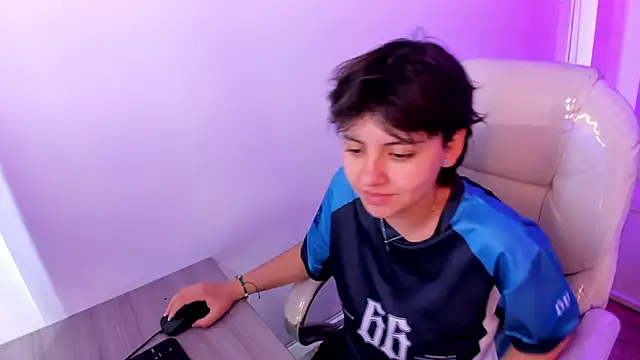 Nathaly ds online show from February 8, 4:48 pm