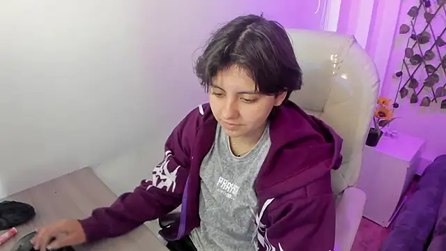 Nathaly ds online show from February 24, 8:21 pm