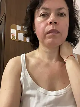 Kiravix online show from February 28, 5:45 pm