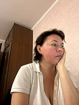 Kiravix online show from October 27, 10:38 am