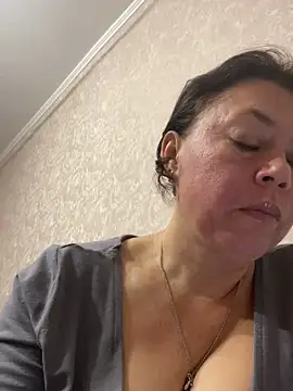 Kiravix online show from October 30, 6:27 pm