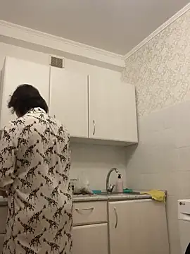 Kiravix online show from October 8, 3:02 pm