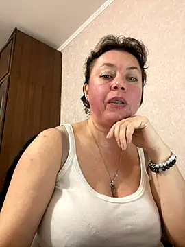 Kiravix online show from November 8, 11:25 am