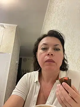 Kiravix online show from October 14, 3:34 pm