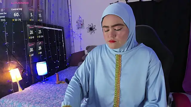 Snapshot of MarianFadel chatting on October 25, 12:28 pm MarianFadel online show from October 25, 12:28 pm