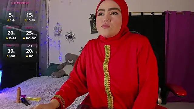 Snapshot of MarianFadel chatting on October 24, 12:37 pm MarianFadel online show from October 24, 12:37 pm