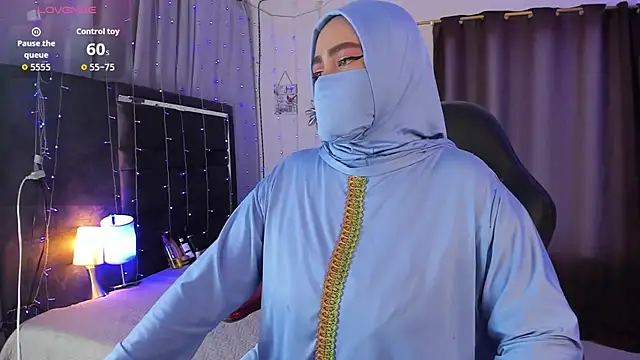 Snapshot of MarianFadel chatting on November 25, 12:38 pm MarianFadel online show from November 25, 12:38 pm