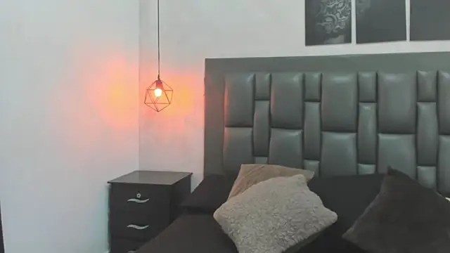 dakota roussee online show from September 18, 12:08 pm