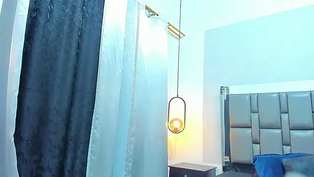 dakota roussee online show from March 3, 11:50 am