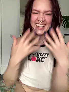 zarialove online show from March 4, 7:10 pm