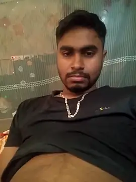 Snapshot of Rohit4500 chatting on December 17, 4:17 am Rohit4500 online show from December 17, 4:17 am