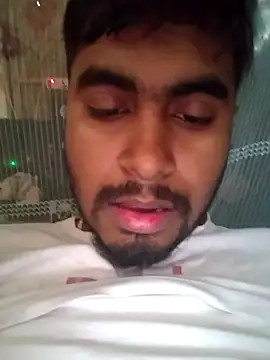 Snapshot of Rohit4500 chatting on December 20, 3:20 am Rohit4500 online show from December 20, 3:20 am